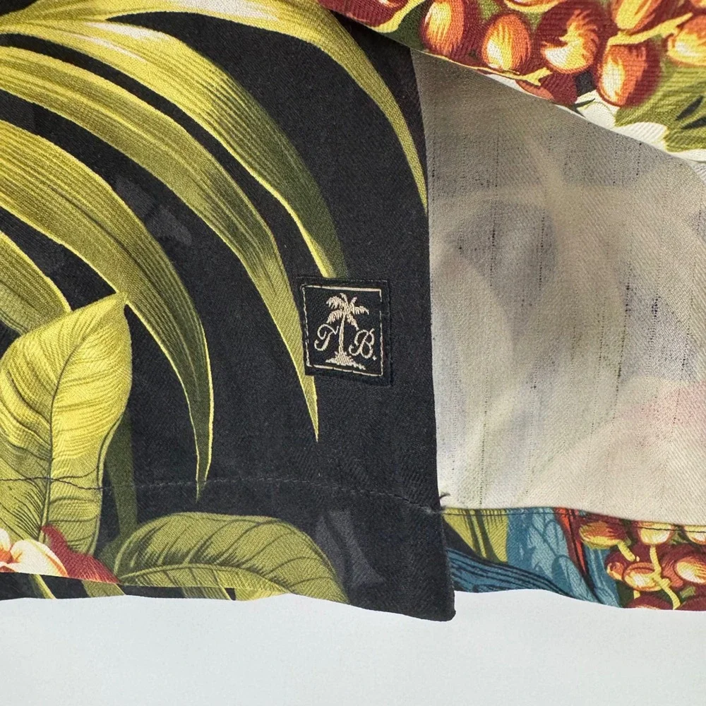 Tommy Bahama Mens S Silk Parrot Tropical Floral Camp Shirt Black Short Sleeve